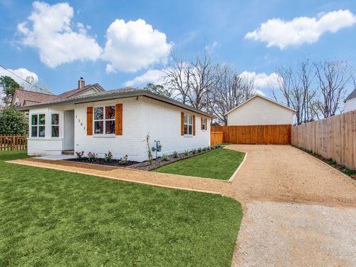 1307 Worthington St, Grapevine, TX, 76051-5028 | Card Image