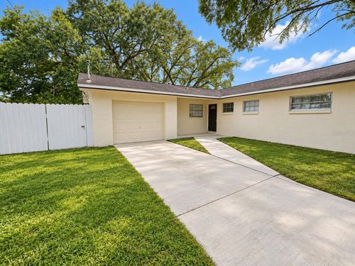 4437 Dolphin Drive, Tampa, FL, 33617 | Card Image