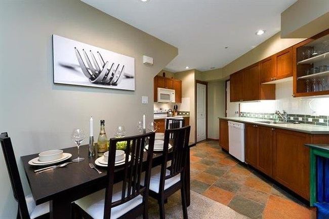 52-52a - 4388 Northlands Boulevard, Townhouse with 2 bedrooms, 2 bathrooms and null parking in Whistler BC | Image 2