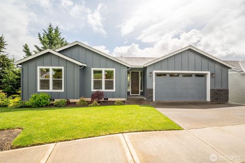 105 Eli Avery Ave, Kalama, WA, 98625-9556 | Card Image