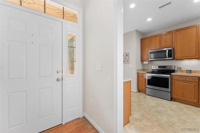 10103 Reedville Ave, Townhouse with 3 bedrooms, 3 bathrooms and null parking in Glen Allen VA | Image 5