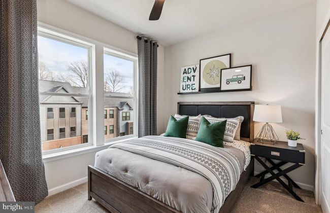 42609 Houdini Rest Ter, Townhouse with 4 bedrooms, 5 bathrooms and null parking in LEESBURG VA | Image 8