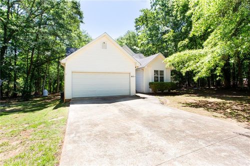 8071 Beachwood Dr, Murrayville, GA, 30564-1620 | Card Image