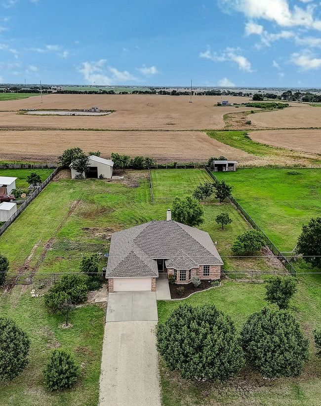 11440 Mitchell Cir, House other with 3 bedrooms, 2 bathrooms and null parking in Ponder TX | Image 38