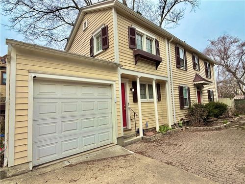 1 Schoolhouse Ln, Shadyside, PA, 15232-2126 | Card Image