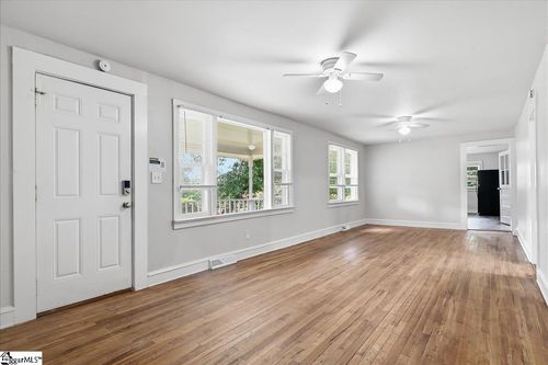 412 Hood Road, Greenville, SC, 29611 | Card Image