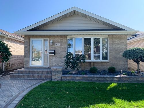 7051 W 64th Pl, Chicago, IL, 60638-4632 | Card Image