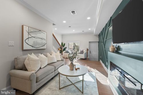 1533 N Milton Avenue, BALTIMORE, MD, 21213 | Card Image