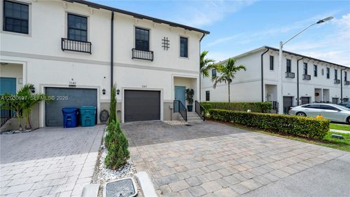 1147 Sw 7th Ct, Florida City, FL, 33034-4886 | Card Image