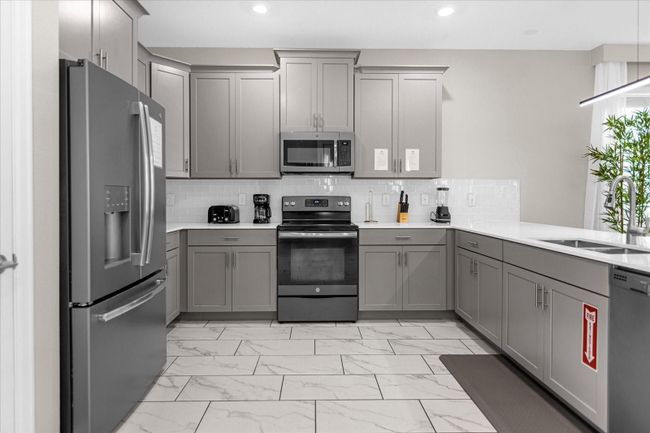 4571 Narrative Ln, House other with 9 bedrooms, 5 bathrooms and null parking in KISSIMMEE FL | Image 9