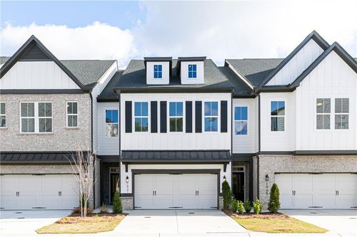 46-1989 Carver Ln Ne, Marietta, GA, 30066-4025 | Card Image