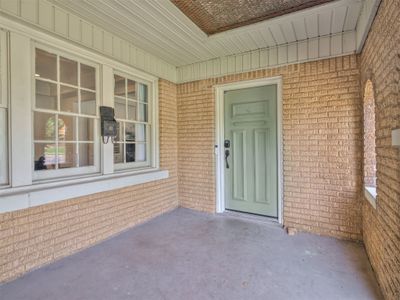 800 Ne 17th Street, House other with 3 bedrooms, 1 bathrooms and null parking in Oklahoma City OK | Image 3