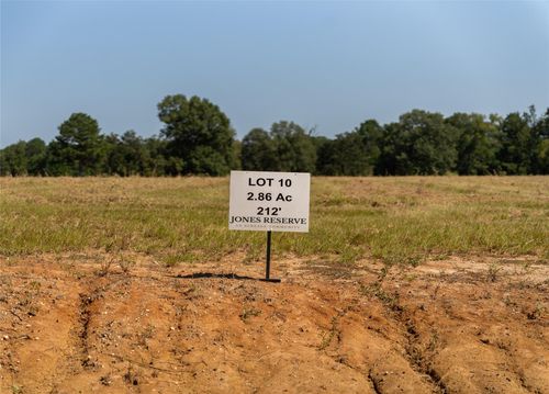 926 Jones Rd, New Waverly, TX, 77358-3718 | Card Image