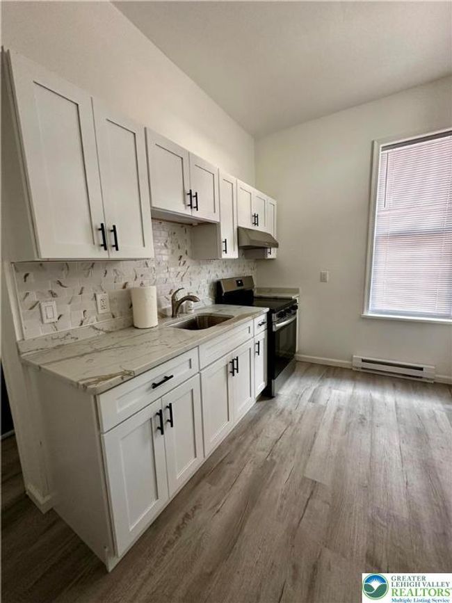 APT-1 - 37 S 10 Th St, Townhouse with 1 bedrooms, 1 bathrooms and null parking in Allentown PA | Image 5