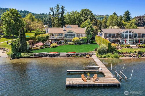 4440 193rd Ave Se, Issaquah, WA, 98027-9744 | Card Image