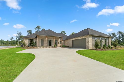 9117 Hillion Hood Rd, Denham Springs, LA, 70726 | Card Image