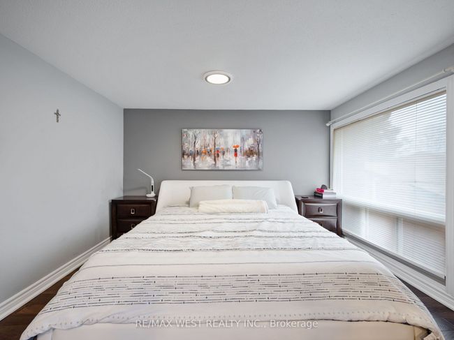 8 - 1564 Kerns Rd, Condo with 4 bedrooms, 2 bathrooms and 2 parking in Burlington ON | Image 23