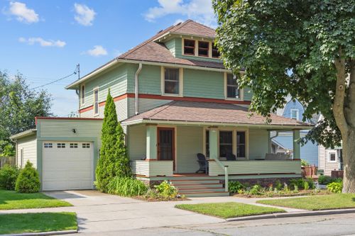 327 Ontario Ave, Sheboygan, WI, 53081-4133 | Card Image