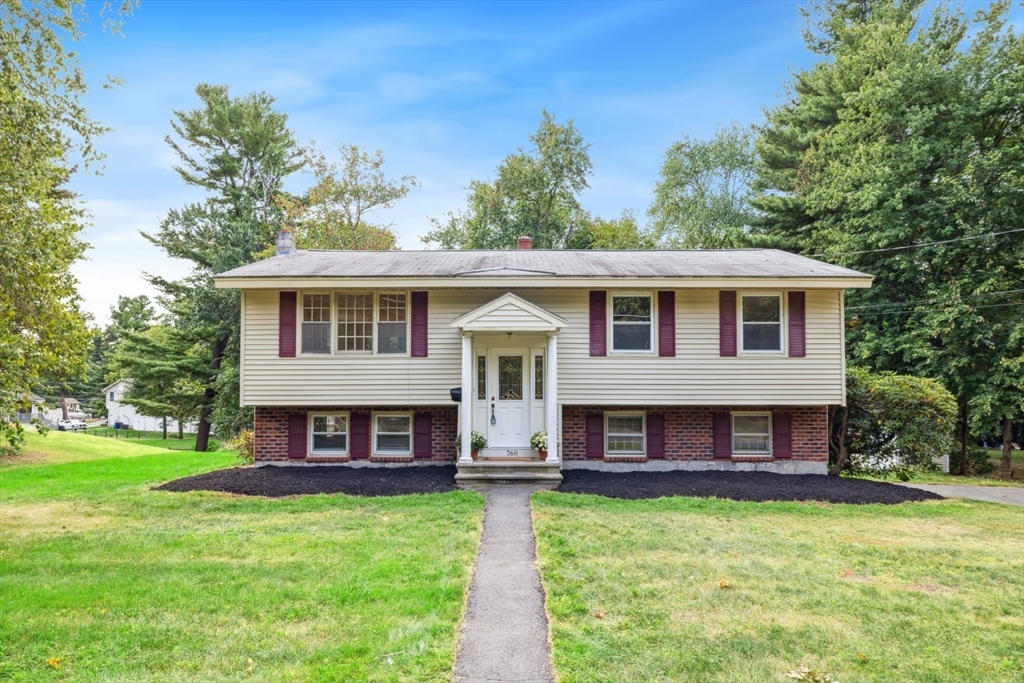 Lowell St, Peabody, MA 01960