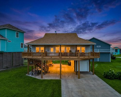 951 S Gateway, Port Bolivar, TX, 77650-3608 | Card Image