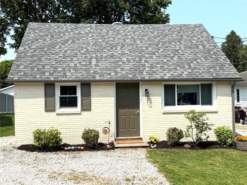 214 Maple St, Edinboro, PA, 16412-2029 | Card Image