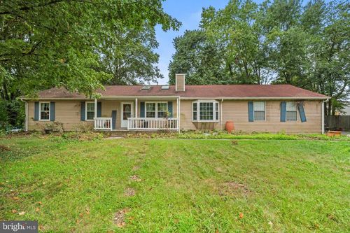 9201 Winterset Dr, MANASSAS, VA, 20110-6157 | Card Image
