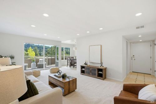 103 Pixley Ave, Corte Madera, CA, 94925-1451 | Card Image