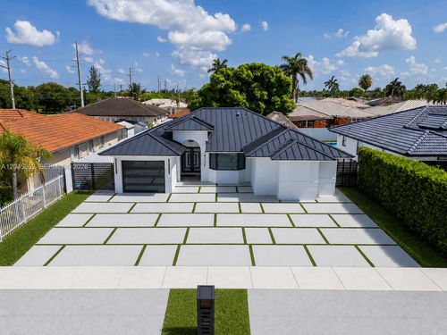 14712 Sw 176th Ter, Miami, FL, 33187-6779 | Card Image