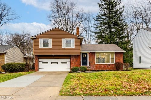 565 Quilliams Rd, South Euclid, OH, 44121-1929 | Card Image