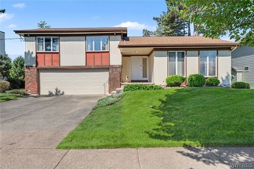1338 95th Street, Niagara Falls, NY, 14304 | Card Image