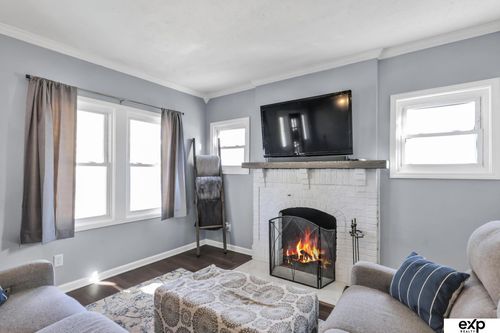 1944 S 50 Avenue, Omaha, NE, 68106 | Card Image