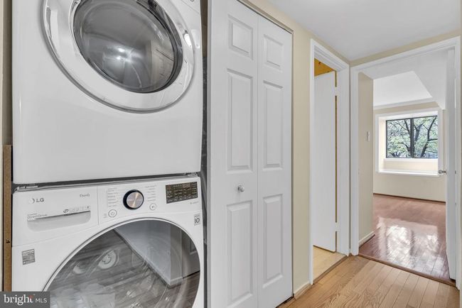 5C - 1665 Parkcrest Cir, Condo with 2 bedrooms, 1 bathrooms and null parking in RESTON VA | Image 23