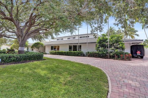 2 Mendota Lane, Sea Ranch Lakes, FL, 33308 | Card Image