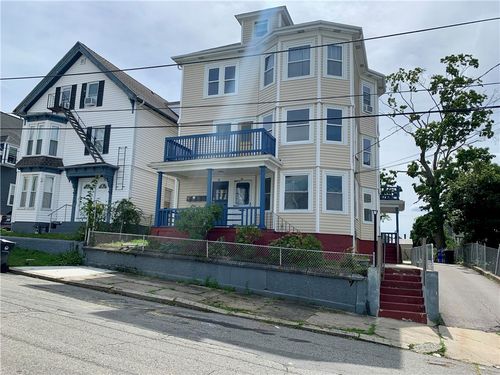 1-32 Sisson Street, Pawtucket, RI, 02860 | Card Image