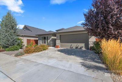 6758 S Kirra Ave, House other with 3 bedrooms, 2 bathrooms and 2 parking in Boise ID | Image 3