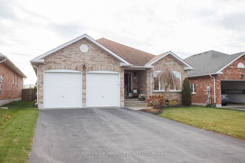 89 Maplewood Ave, Beaverton, ON, L0K1A0 | Card Image