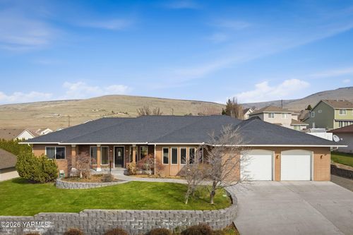 5005 Sycamore Dr, Yakima, WA, 98901 | Card Image