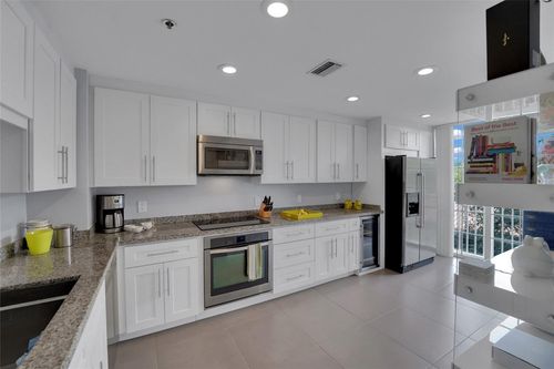 083b-4108 W Palm Aire Dr, Pompano Beach, FL, 33069-4196 | Card Image