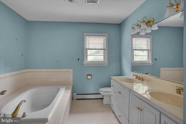 4255 Painted Sky Rd, House other with 4 bedrooms, 3 bathrooms and null parking in READING PA | Image 15