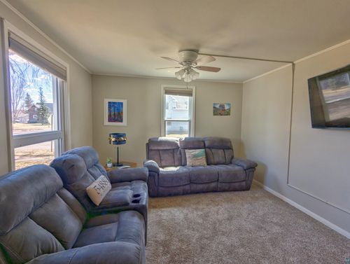 5633 Oakes Ave, Superior, WI, 54880-5764 | Card Image