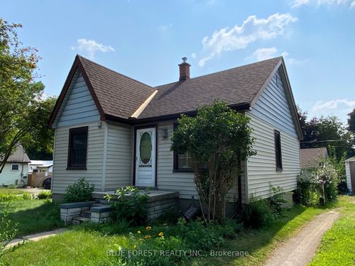 235 Highbury Ave N, London, ON, N5Z2W8 | Card Image