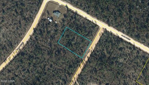 2 Catostin Ave, Alford, FL, 32420 | Card Image