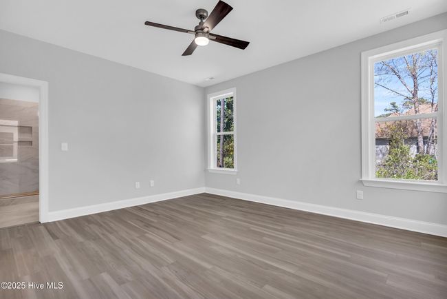 Similar Home | Image 17