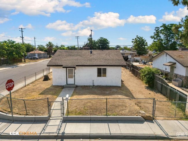 145 Kincaid St, House other with 2 bedrooms, 1 bathrooms and null parking in Bakersfield CA | Image 13