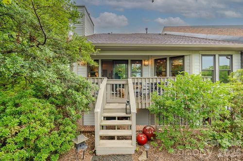 106-77 Chestnut St, Tryon, NC, 28782-3390 | Card Image