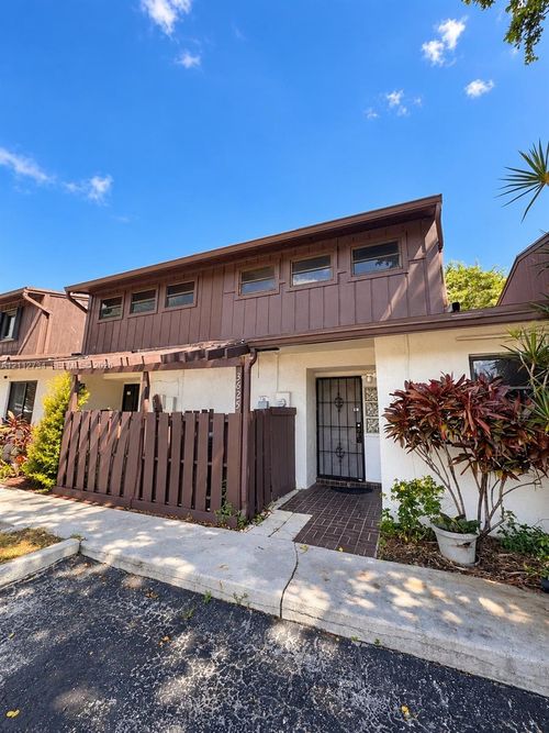23-x-3625 Sw 70th Ave, Miramar, FL, 33023-6610 | Card Image