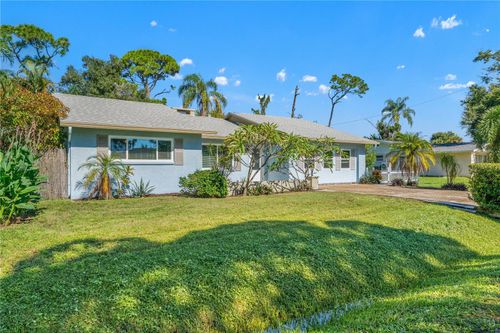 424 Carmel Rd, Venice, FL, 34293-5807 | Card Image