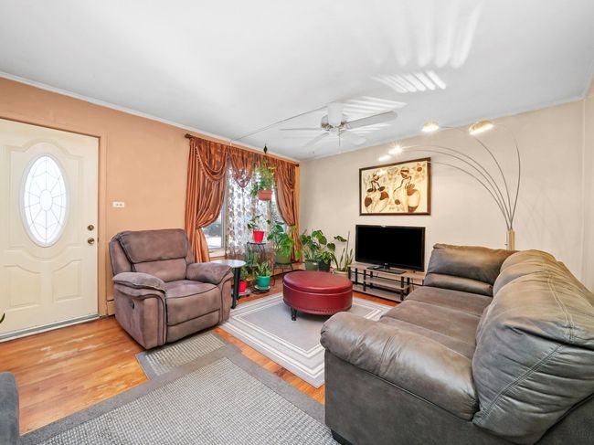 4528 Clayton Rd, House other with 3 bedrooms, 1 bathrooms and 1 parking in Hillside IL | Image 9