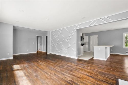 2763 Baker Ridge Dr Nw, ATLANTA, GA, 30318-7258 | Card Image