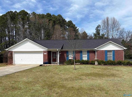 207 Brook Wind Dr, Hazel Green, AL, 35750-8881 | Card Image